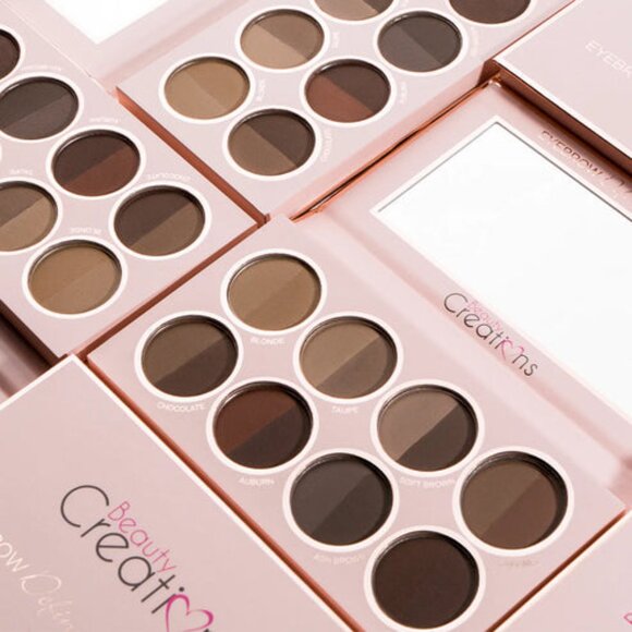 Eyebrow Definer Powder Book - Picture 1 of 2